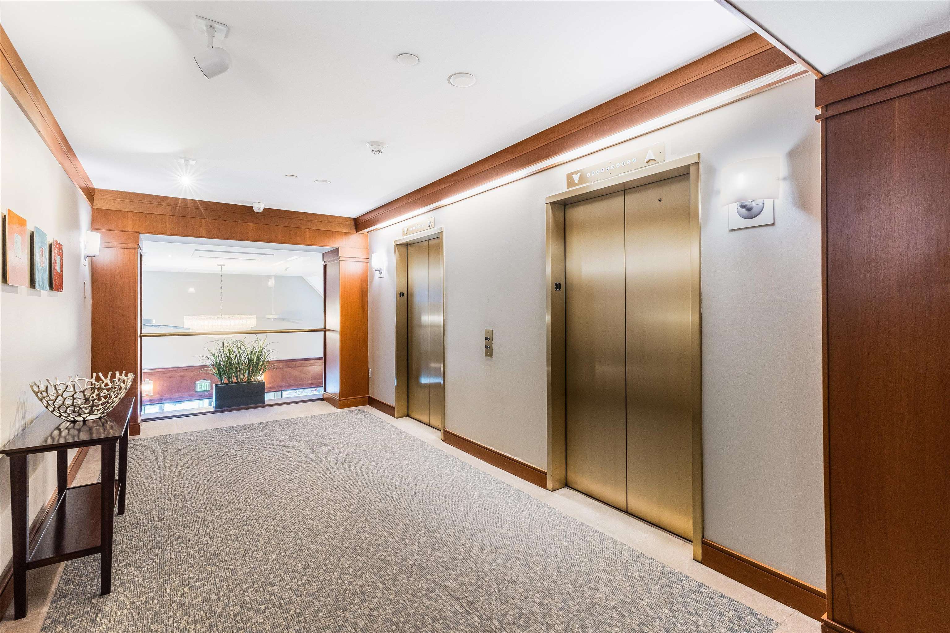 300 River Road, Unit 106 Manchester, NH 03104 - Photo 23 of 41