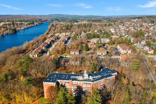 $530,000 | 300 River Road, Unit 106, Manchester, NH 03104