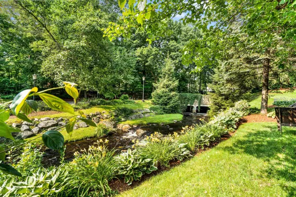 $530,000 | 300 River Road, Unit 106, Manchester, NH 03104