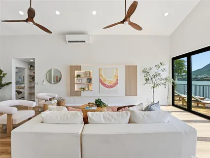 $3,150,000 | 7157 Makaa Street, Honolulu, HI 96825