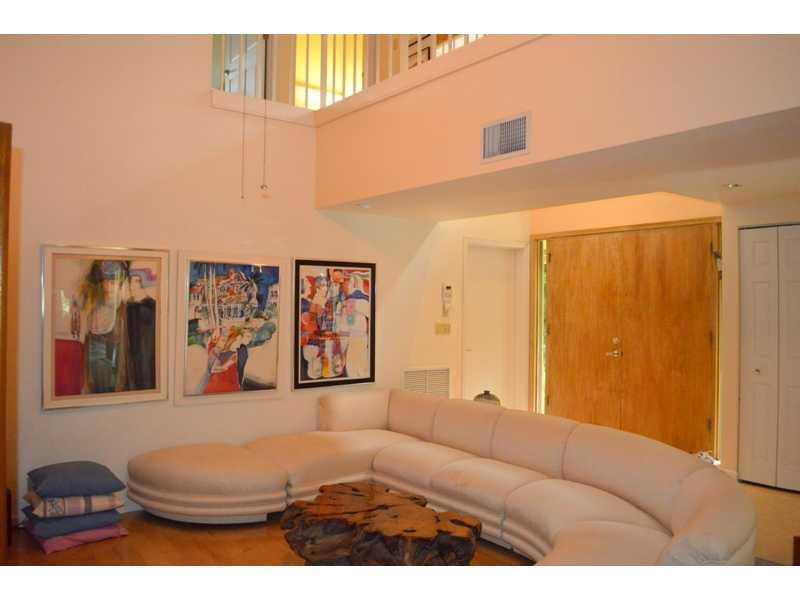 706 St Albans Drive, Unit 706 Boca Raton, FL 33486 - Photo 5 of 24 Family/Great Room