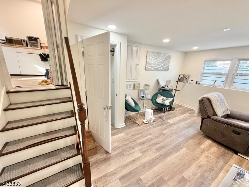 344 Nottingham Way Union, NJ 07083 - Photo 18 of 32
