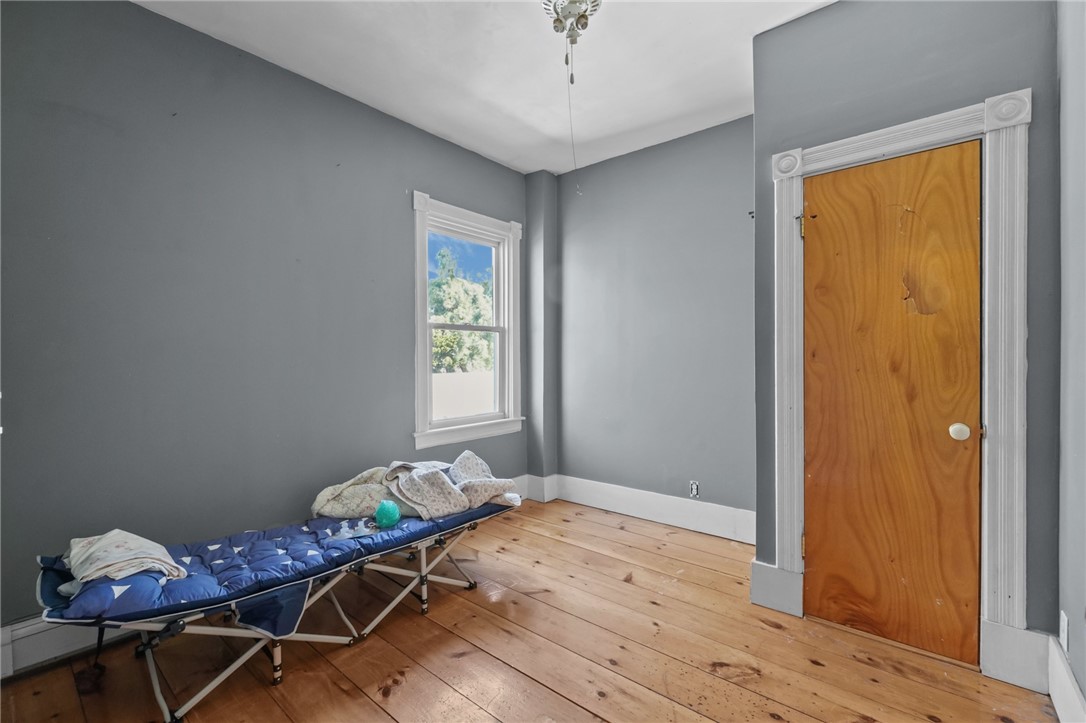 98 Andem Street Providence, RI 02908 - Photo 26 of 49
