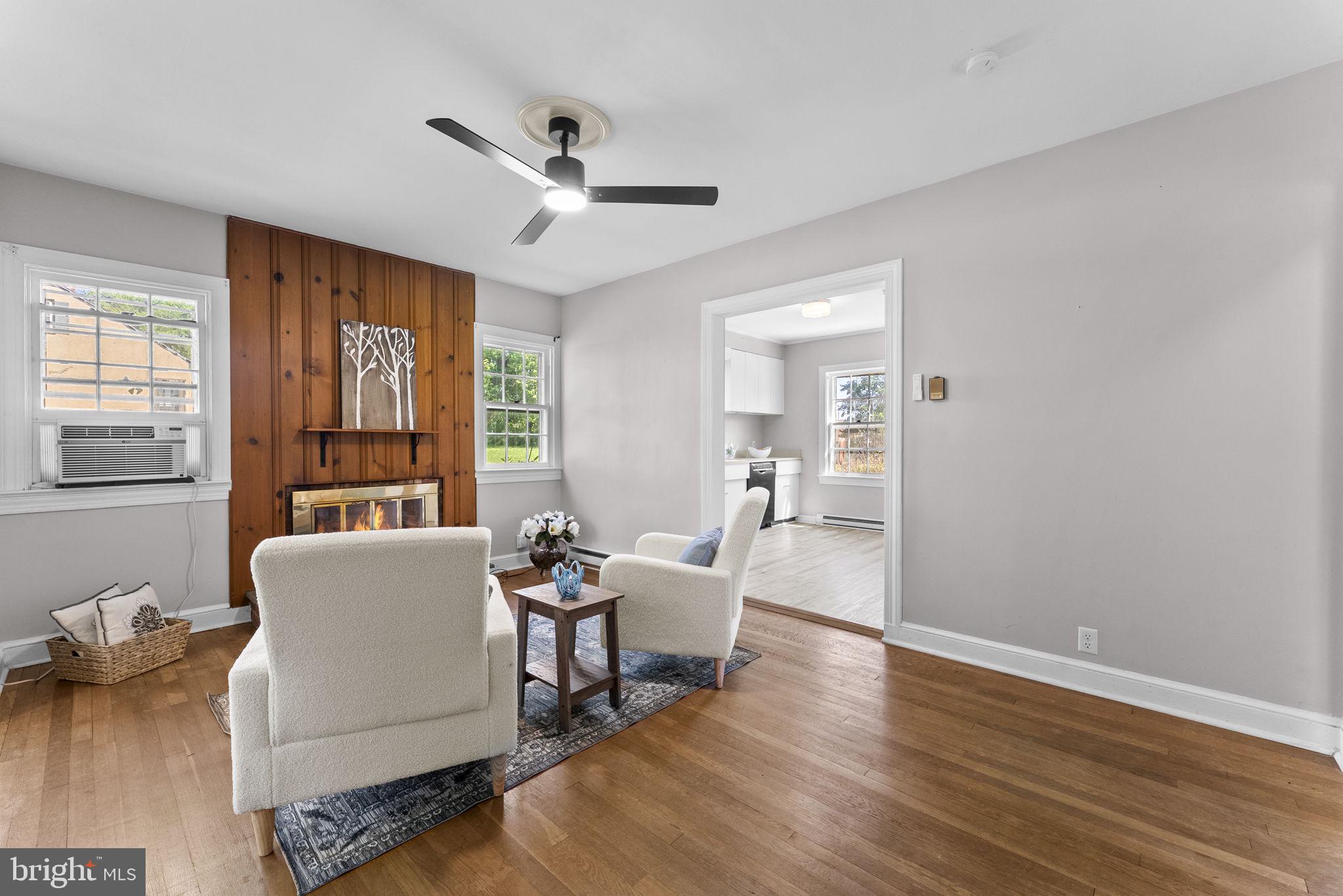 539 Old Meetze Road Warrenton, VA 20186 - Photo 4 of 30 a living room with furniture and a large window