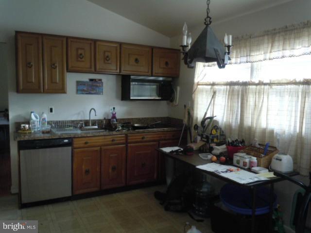 524 River Bend Road Fort Washington, MD 20744 - Photo 13 of 23 Kitchen