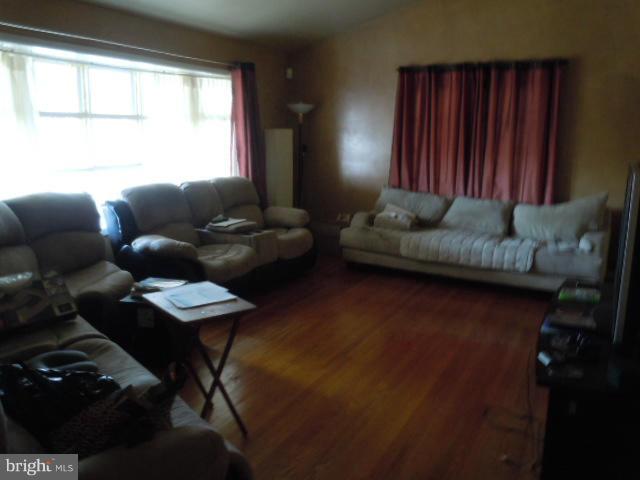 524 River Bend Road Fort Washington, MD 20744 - Photo 14 of 23 Living Room