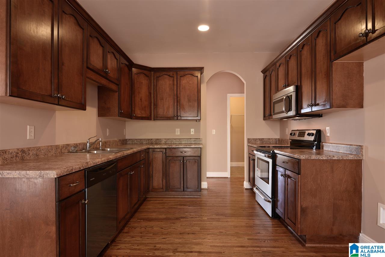 1828 Parc Ridge Circle Warrior, AL 35180 - Photo 11 of 30