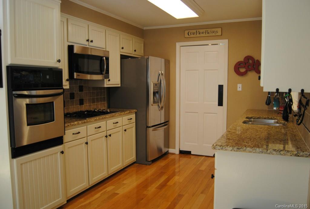 3812 Edgewater Road Gastonia, NC 28056 - Photo 8 of 24 Gallery Image 8
