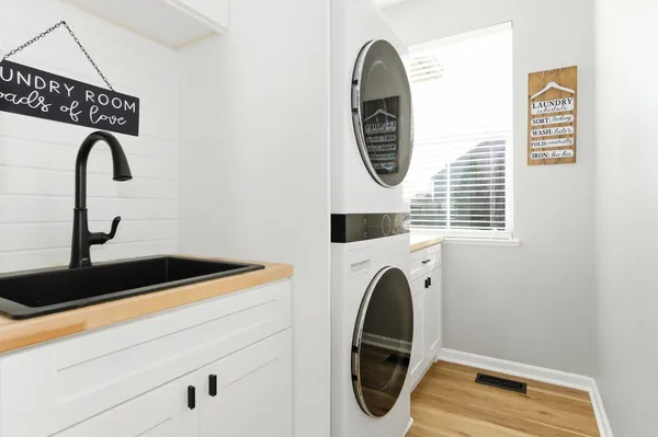 $575,000 | 9543 Baumgartner Street, Huntley, IL 60142