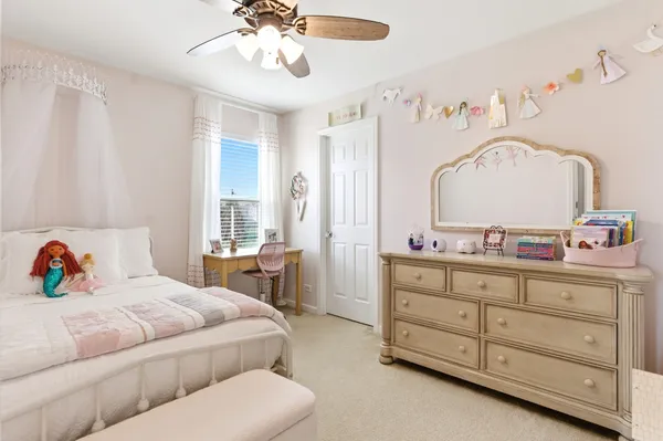 $575,000 | 9543 Baumgartner Street, Huntley, IL 60142