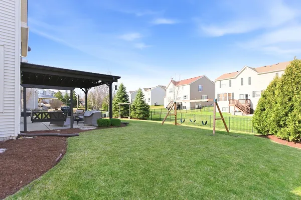 $575,000 | 9543 Baumgartner Street, Huntley, IL 60142