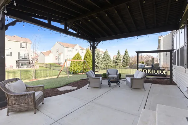 $575,000 | 9543 Baumgartner Street, Huntley, IL 60142