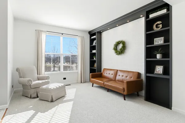 $575,000 | 9543 Baumgartner Street, Huntley, IL 60142