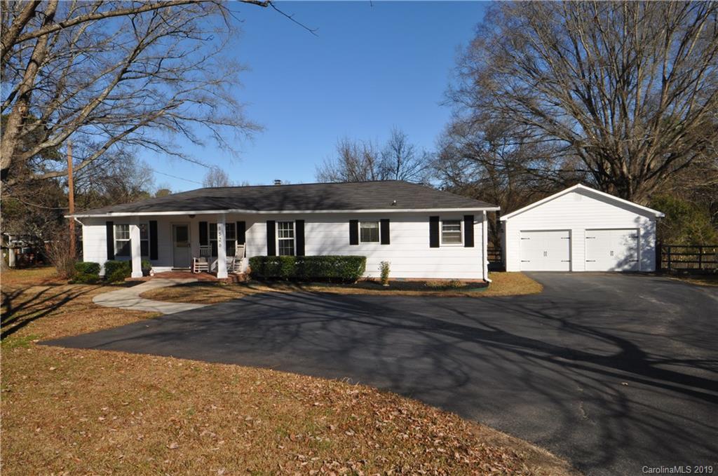 1526 North Dobys Bridge Road Fort Mill, SC 29715 - Photo 1 of 40 Gallery Image 1