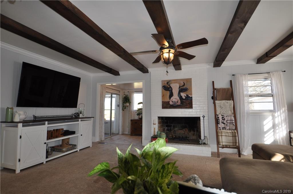 1526 North Dobys Bridge Road Fort Mill, SC 29715 - Photo 17 of 40 Gallery Image 17