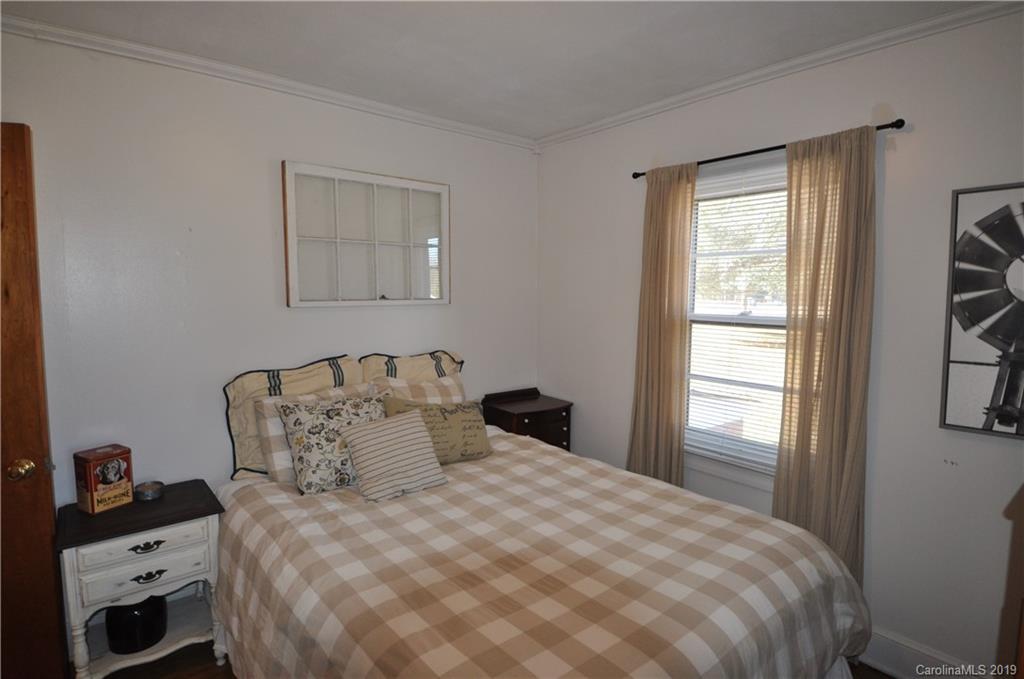 1526 North Dobys Bridge Road Fort Mill, SC 29715 - Photo 28 of 40 Gallery Image 28