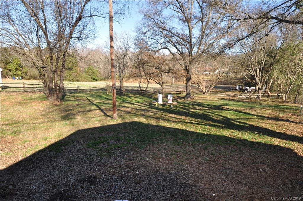 1526 North Dobys Bridge Road Fort Mill, SC 29715 - Photo 34 of 40 Gallery Image 34