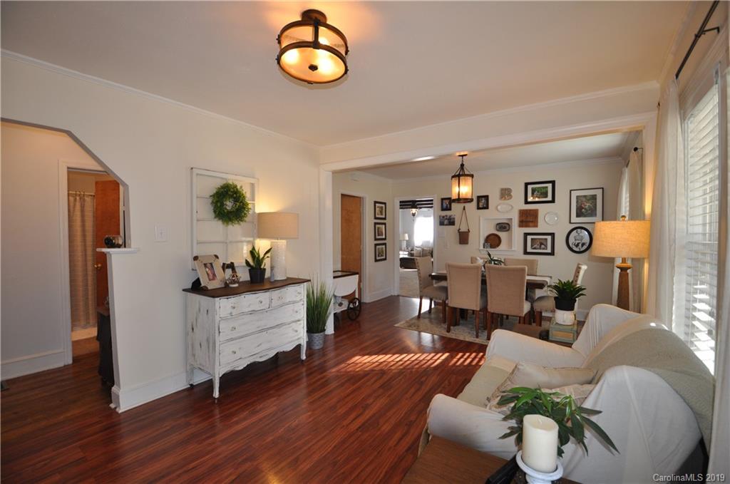 1526 North Dobys Bridge Road Fort Mill, SC 29715 - Photo 9 of 40 Gallery Image 9