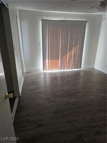 $1,400 | 1820 Lyman Street, Overton, NV 89040