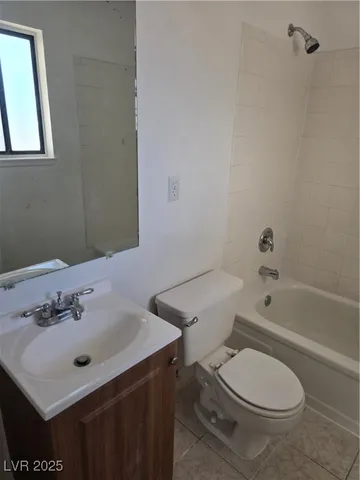 $1,400 | 1820 Lyman Street, Overton, NV 89040