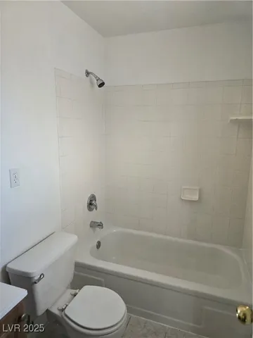 $1,400 | 1820 Lyman Street, Overton, NV 89040