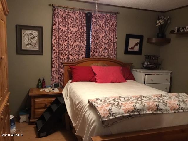 1326 East Utopia Road Phoenix, AZ 85024 - Photo 15 of 18 Master bedroom