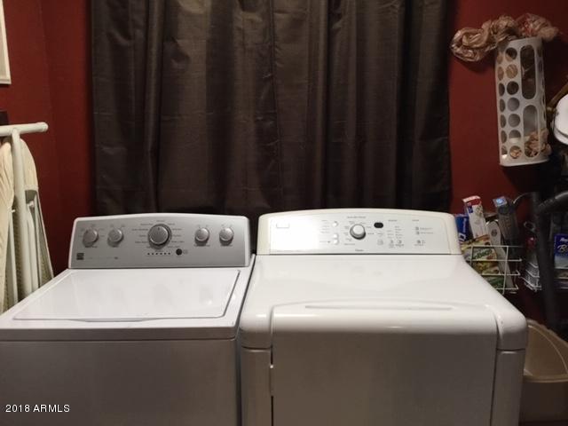 1326 East Utopia Road Phoenix, AZ 85024 - Photo 8 of 18 Laundry room