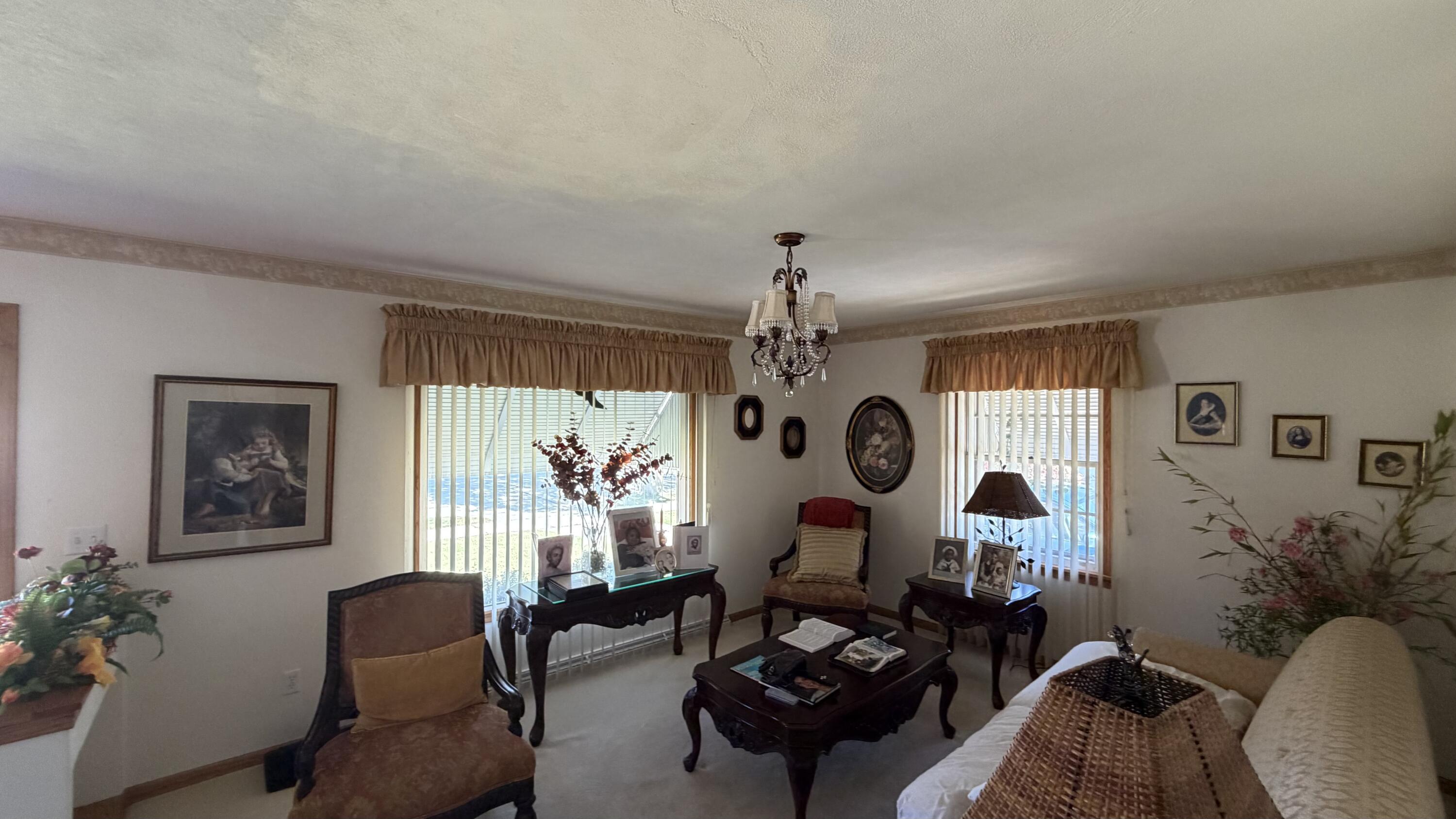 827 Coronada Drive Racine, WI 53402 - Photo 4 of 17 IMG_9723