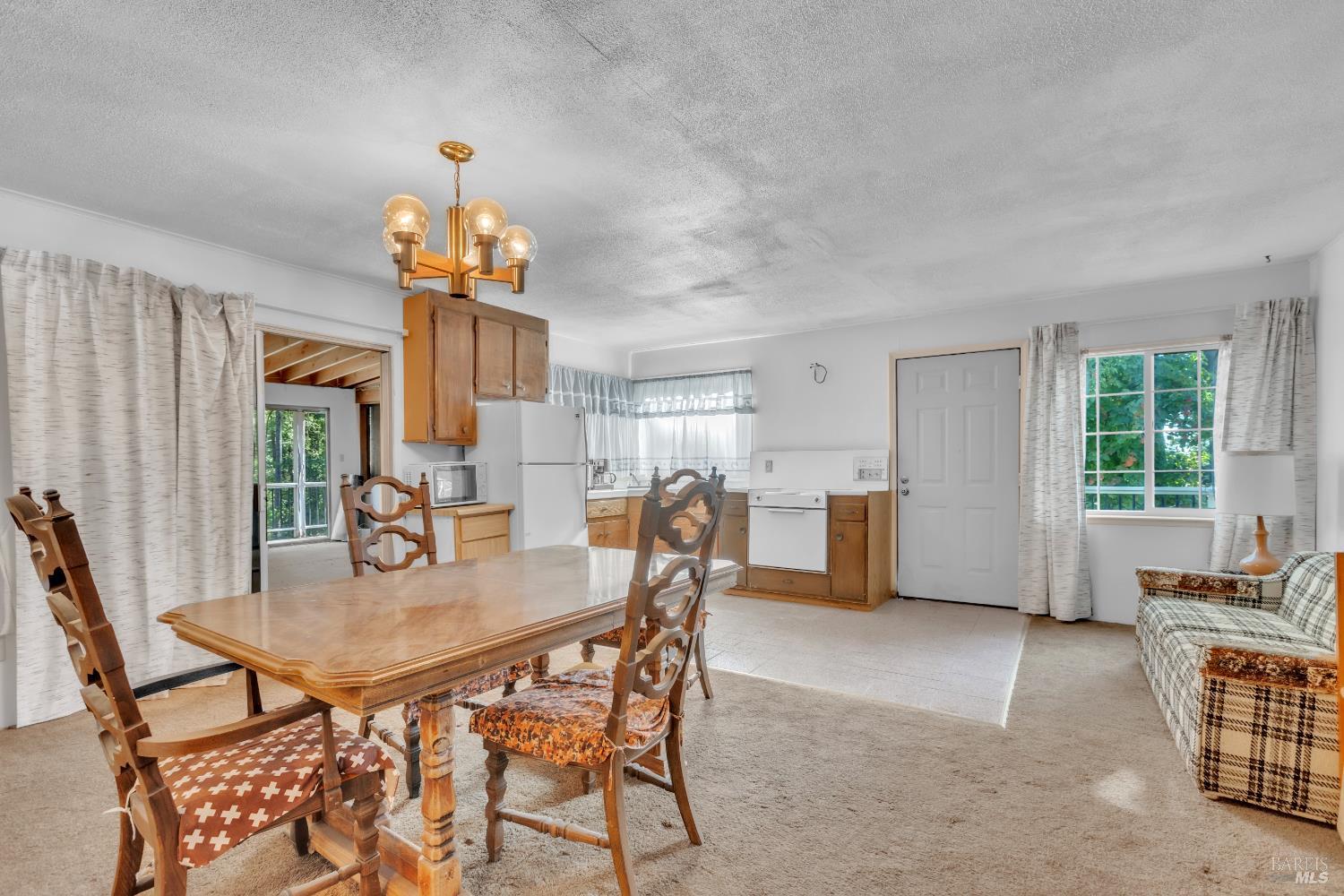 10324 Pinewood Way Middletown, CA 95461 - Photo 12 of 24