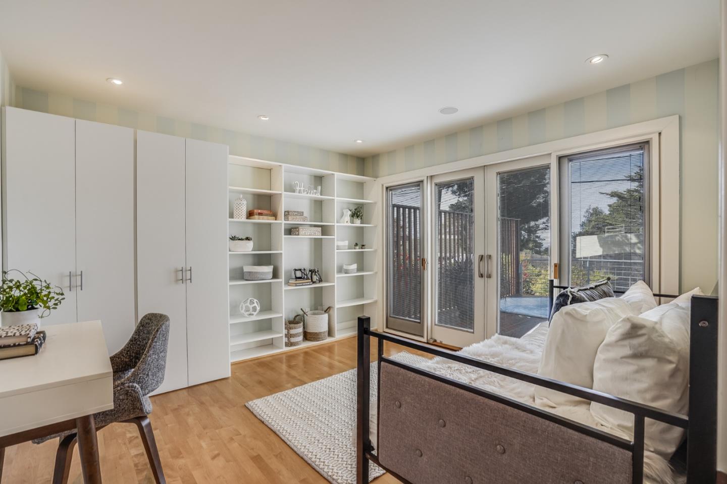 4001 Marshall Avenue San Mateo, CA 94403 - Photo 18 of 88 a living room with furniture