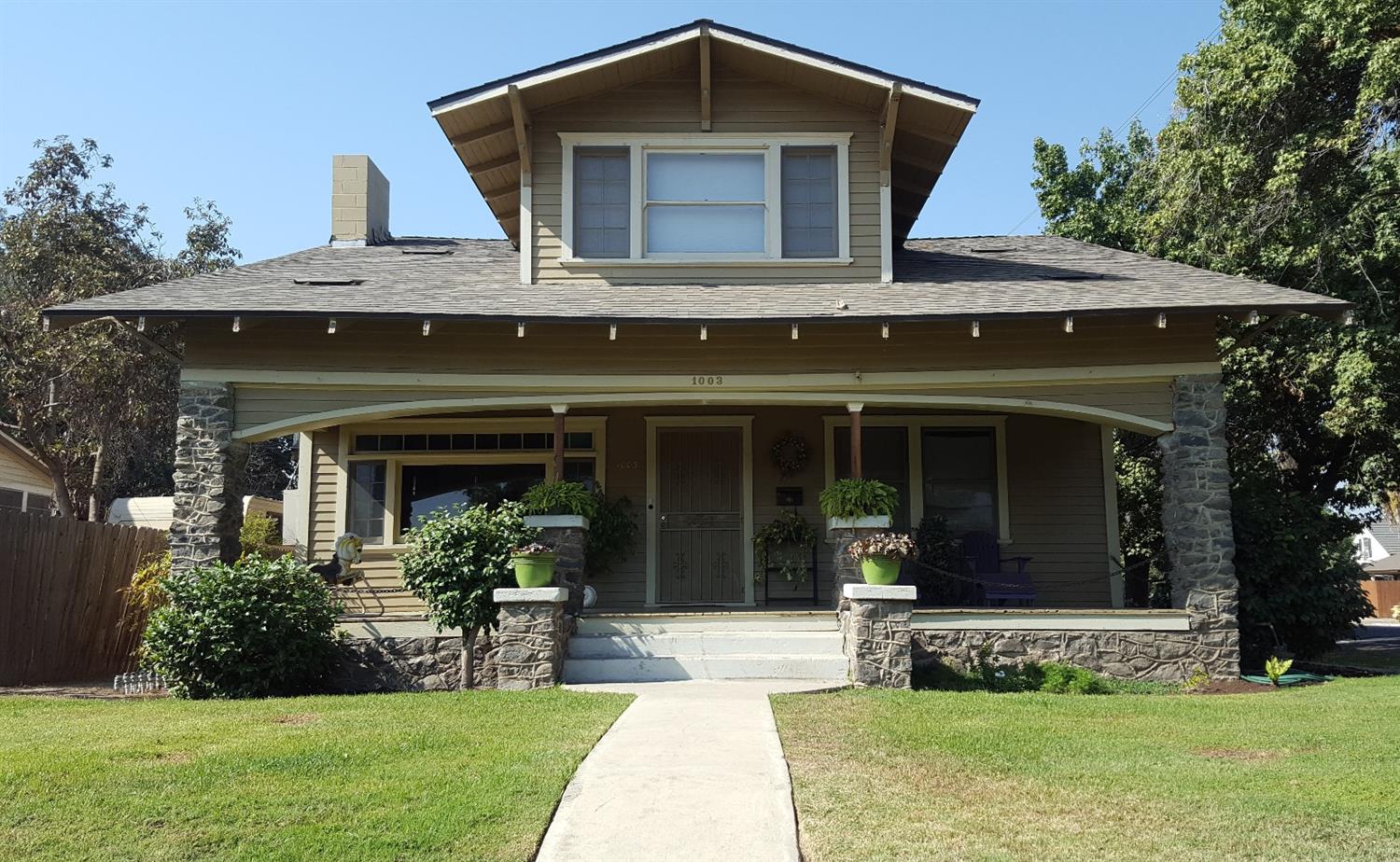 1003 K Street Reedley, CA 93654 - Photo 1 of 49