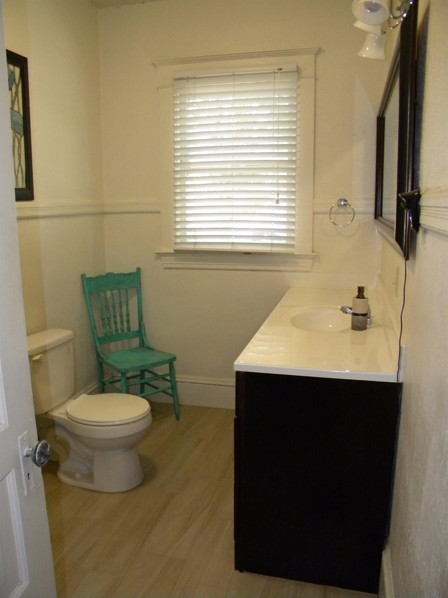 1003 K Street Reedley, CA 93654 - Photo 24 of 49
