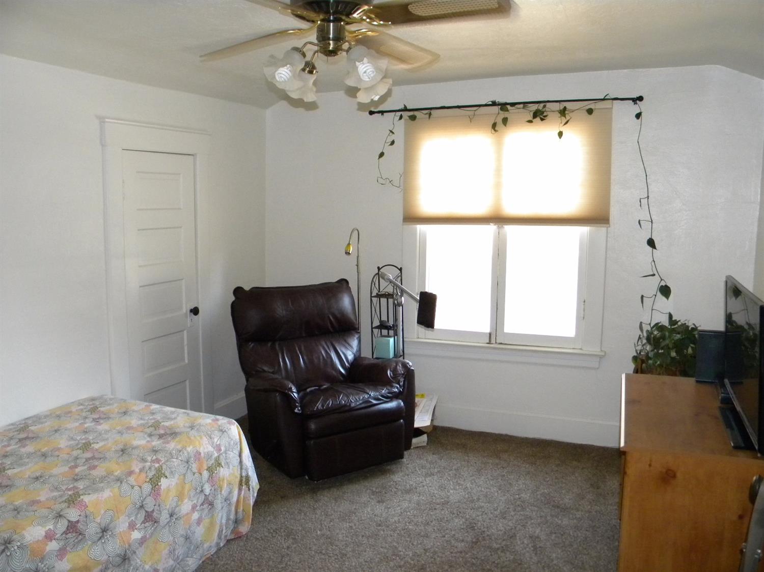 1003 K Street Reedley, CA 93654 - Photo 38 of 49