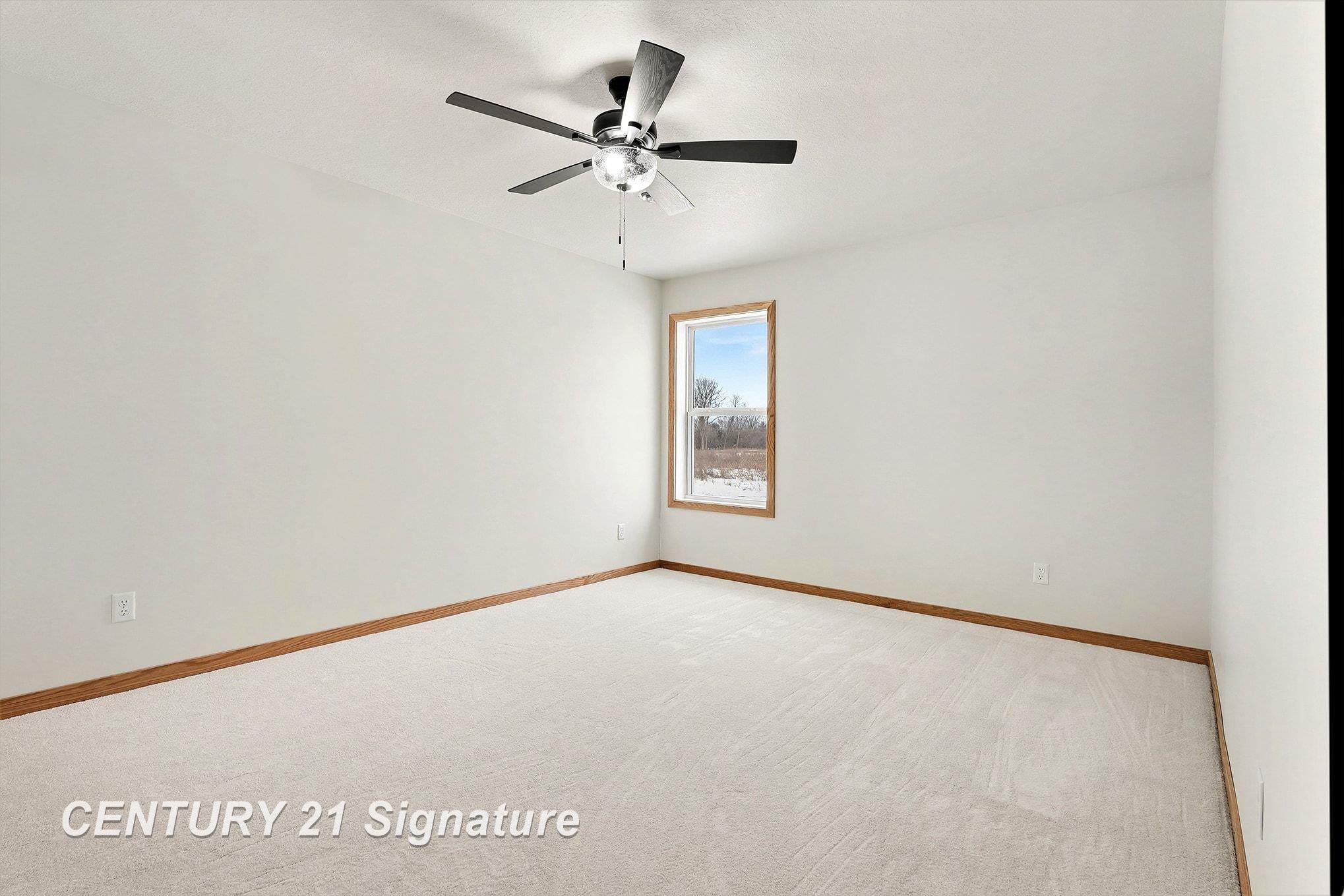 8487 North River Road Freeland, MI 48623 - Photo 15 of 27