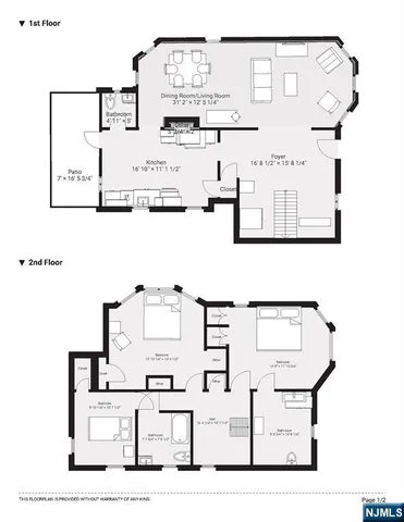 a picture of a book shelf