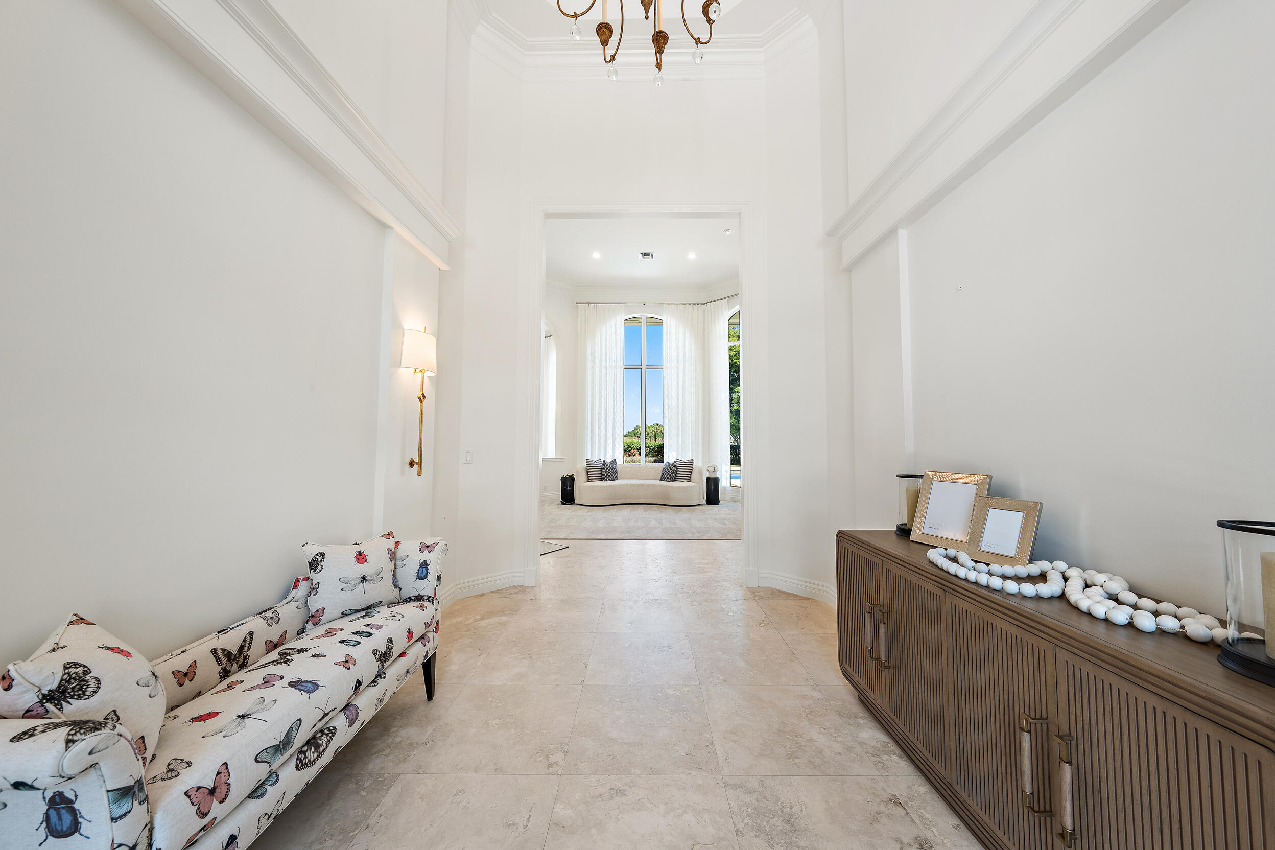 106 Commodore Drive Jupiter, FL 33477 - Photo 15 of 47 Foyer