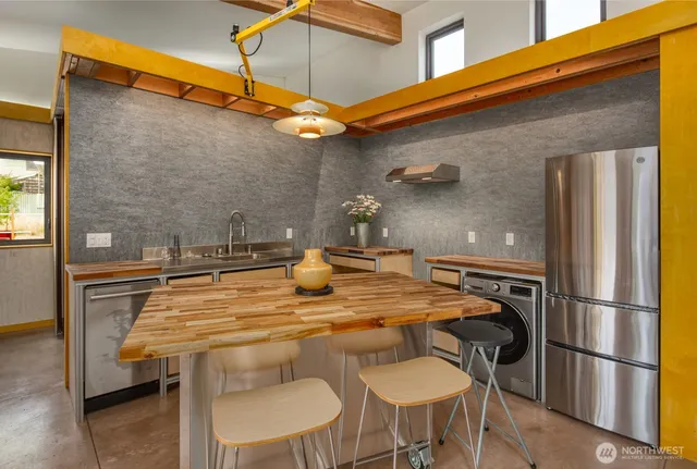 $1,750,000 | 624-a B & C 2nd Street, Langley, WA 98260