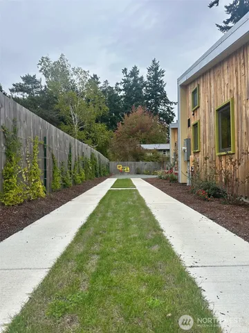 $1,750,000 | 624-a B & C 2nd Street, Langley, WA 98260