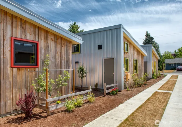 $1,750,000 | 624-a B & C 2nd Street, Langley, WA 98260