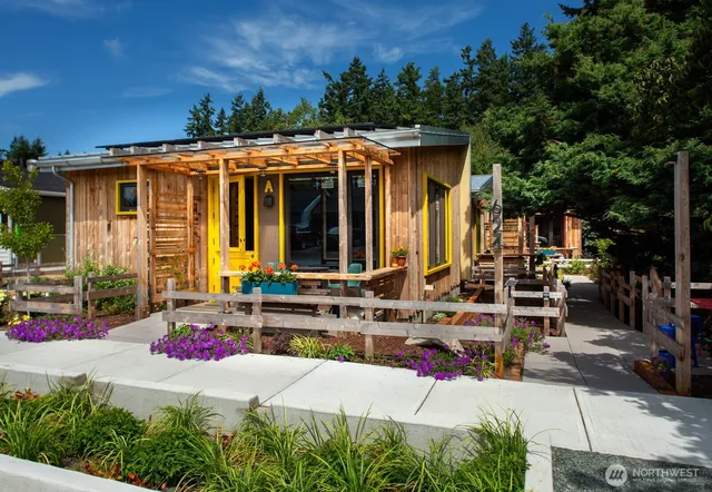 $1,750,000 | 624-a B & C 2nd Street, Langley, WA 98260