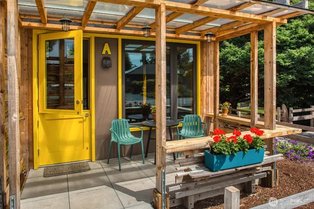 $1,750,000 | 624-a B & C 2nd Street, Langley, WA 98260