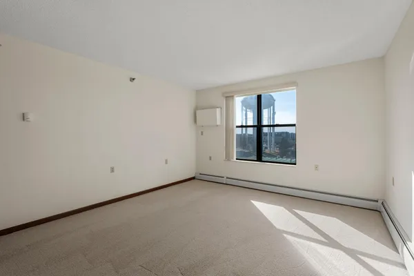 $39,900 | 7600 Golden Valley Road, Unit 600, Golden Valley, MN 55427