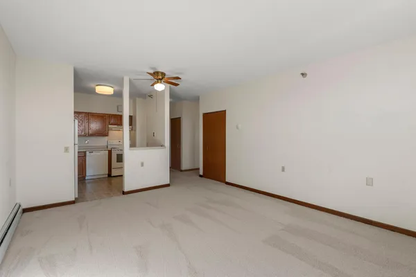 $39,900 | 7600 Golden Valley Road, Unit 600, Golden Valley, MN 55427