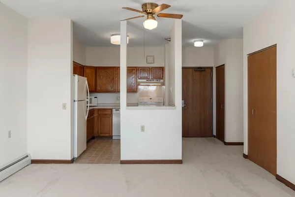 $39,900 | 7600 Golden Valley Road, Unit 600, Golden Valley, MN 55427