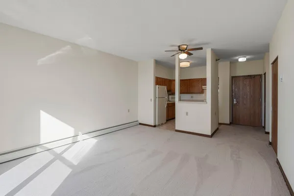 $39,900 | 7600 Golden Valley Road, Unit 600, Golden Valley, MN 55427