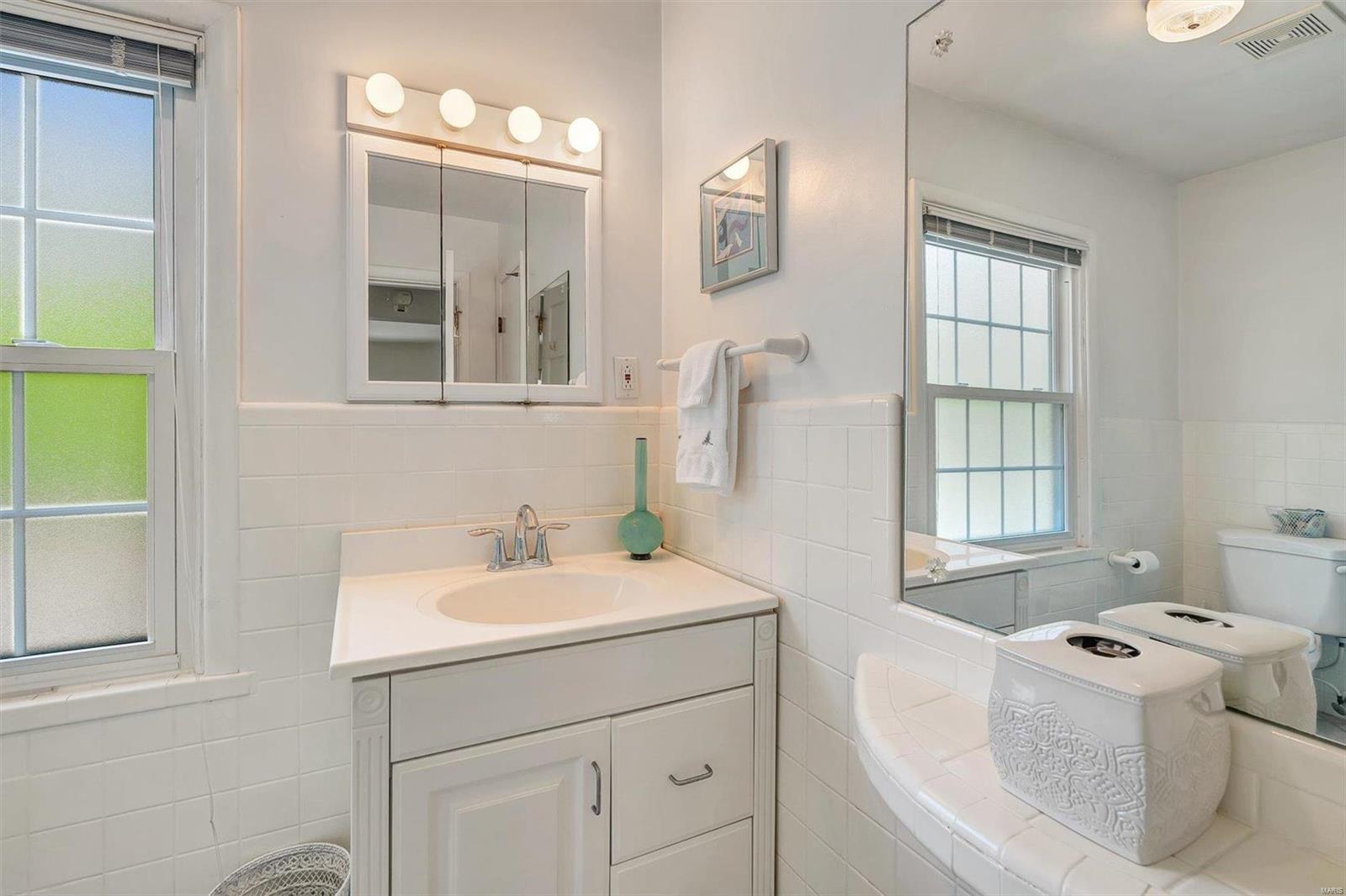 47 Highgate Road St. Louis, MO 63132 - Photo 17 of 25