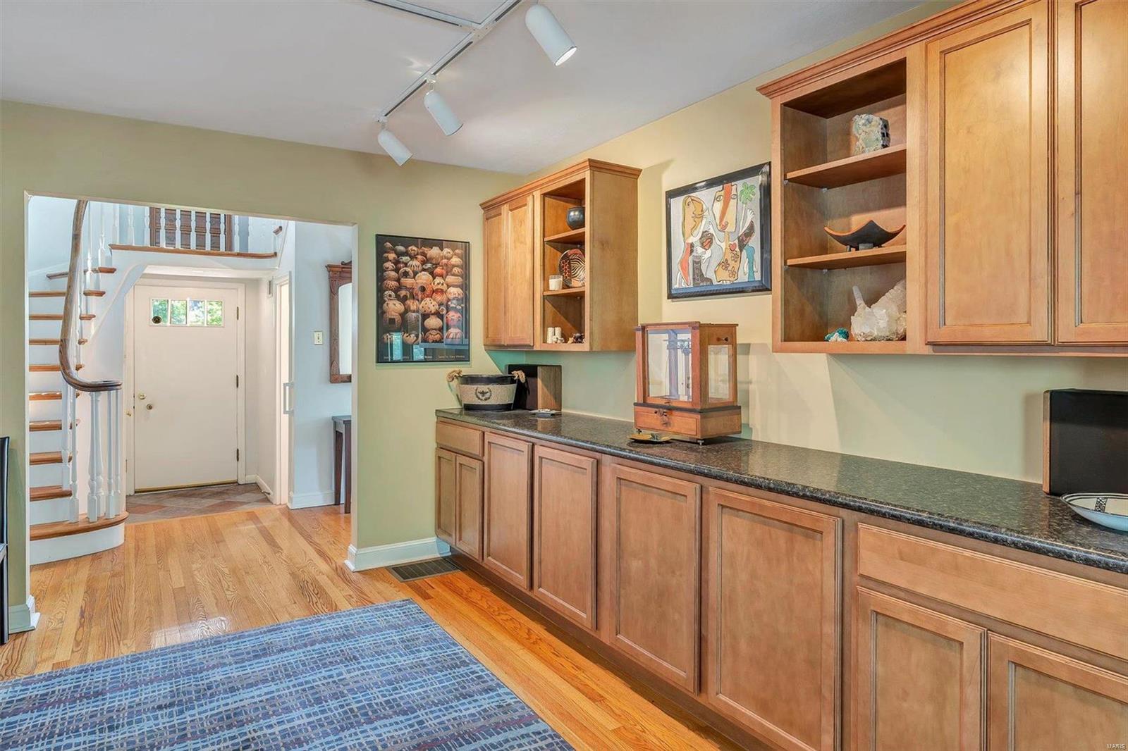 47 Highgate Road St. Louis, MO 63132 - Photo 6 of 25
