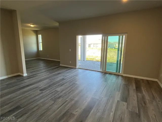 $329,900 | 2900 Northwest 17th Place, Cape Coral, FL 33993