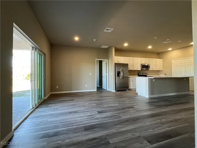 $329,900 | 2900 Northwest 17th Place, Cape Coral, FL 33993