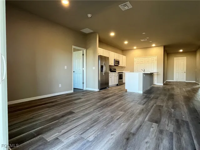 $329,900 | 2900 Northwest 17th Place, Cape Coral, FL 33993